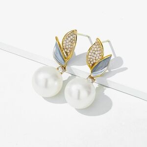 Pearl & Diamond Gold Leaf Earrings